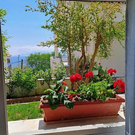 Appartamento Secret Garden Kavala Esterno foto