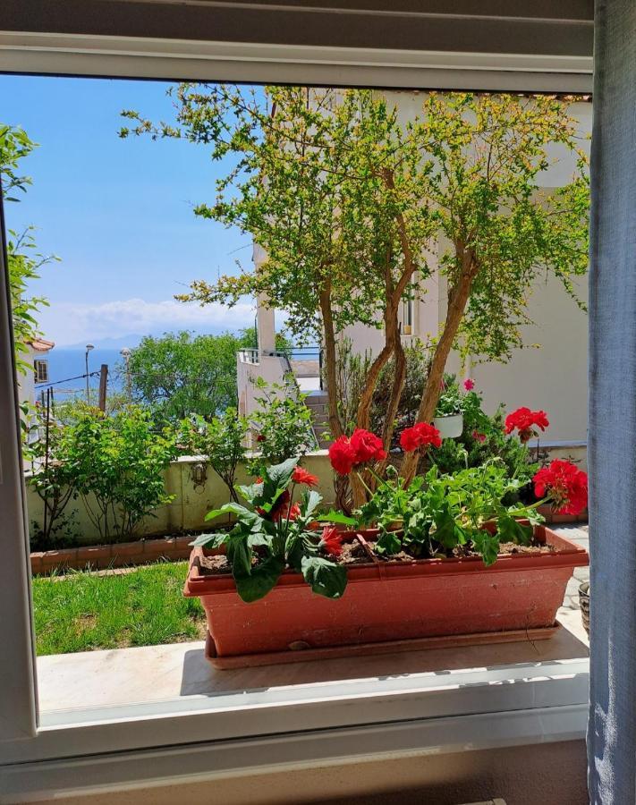 Appartamento Secret Garden Kavala Esterno foto